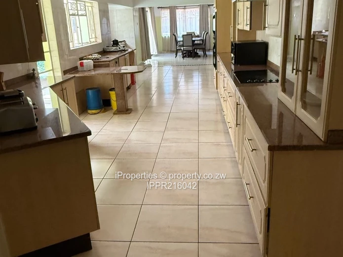 Spacious Home with Cottage & Modern Amenities