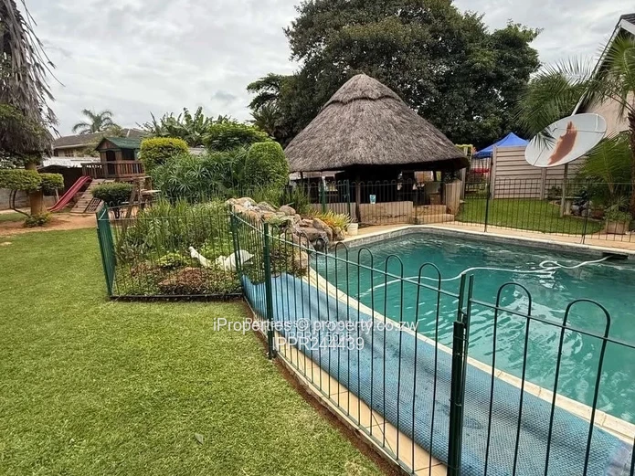 Prime Alexandra Park Commercial: 2,450m², Pool & Borehole