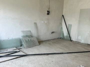 2 Bedroom Flat & Apartment