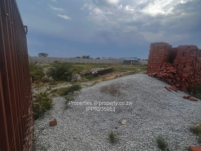 Gated 1877m² Industrial Lot — Prime Whitecliff Access