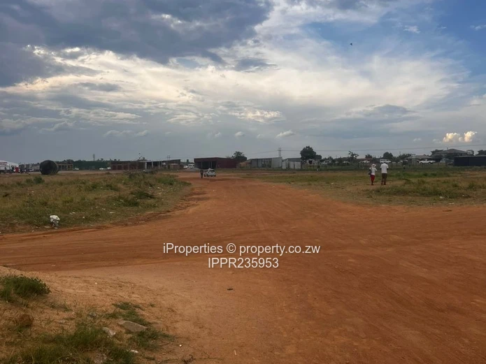 Gated 1877m² Industrial Lot — Prime Whitecliff Access