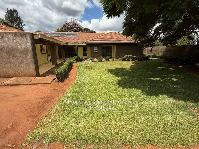 Spacious Home with Cottage & Modern Amenities