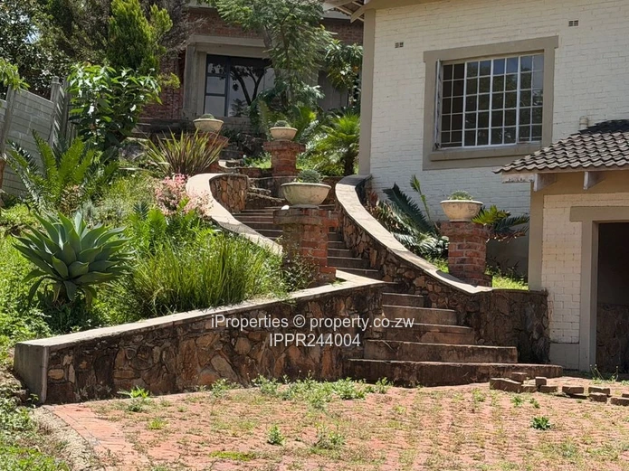 Luxury Home With Cottage For Rent - $2500 